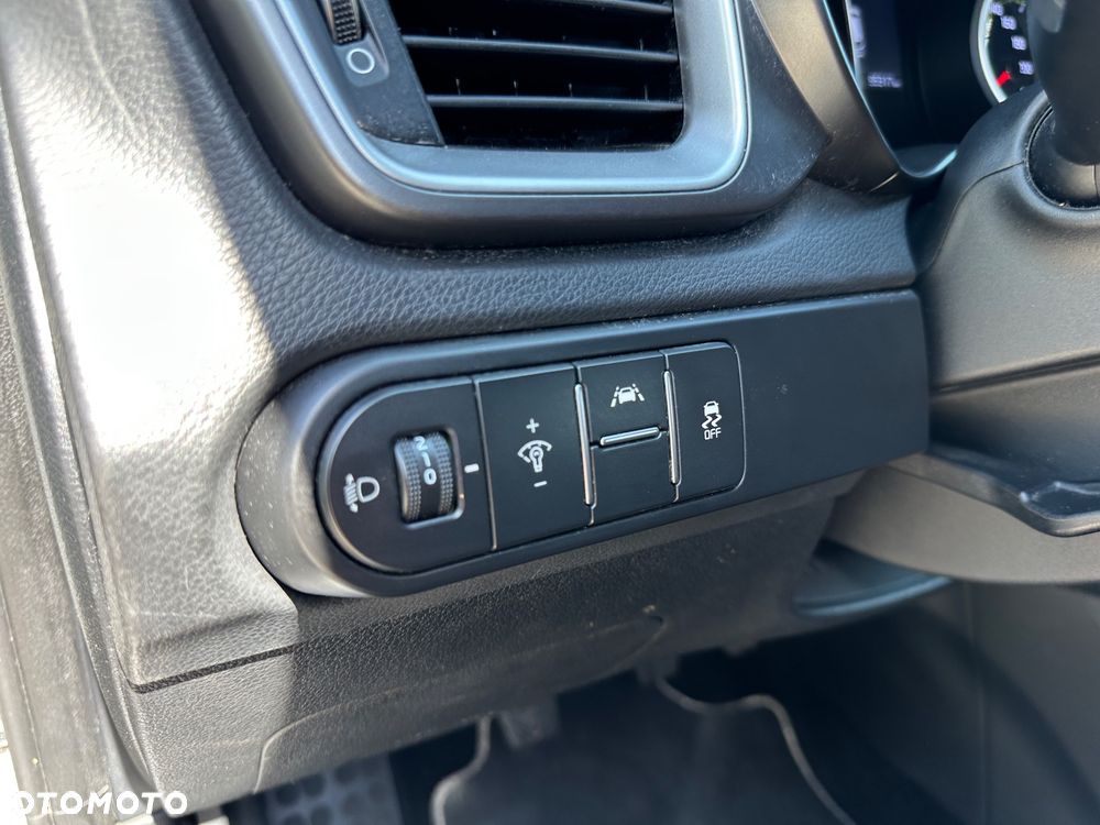 Kia Ceed 1.4 L Business Line Plus - 33