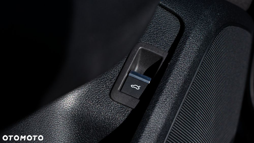 Audi A4 Avant 35 TDI S tronic - 16