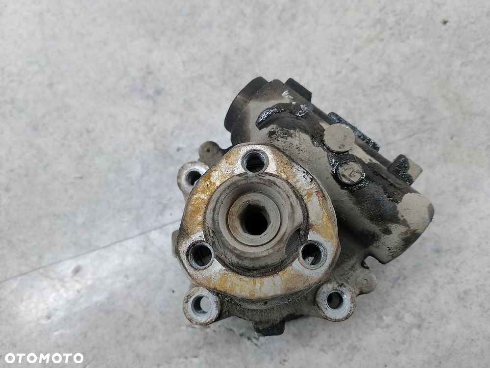 POMPA WSPOMAGANIA VW TRANSPORTER T4 ZF 2.4 D - 1