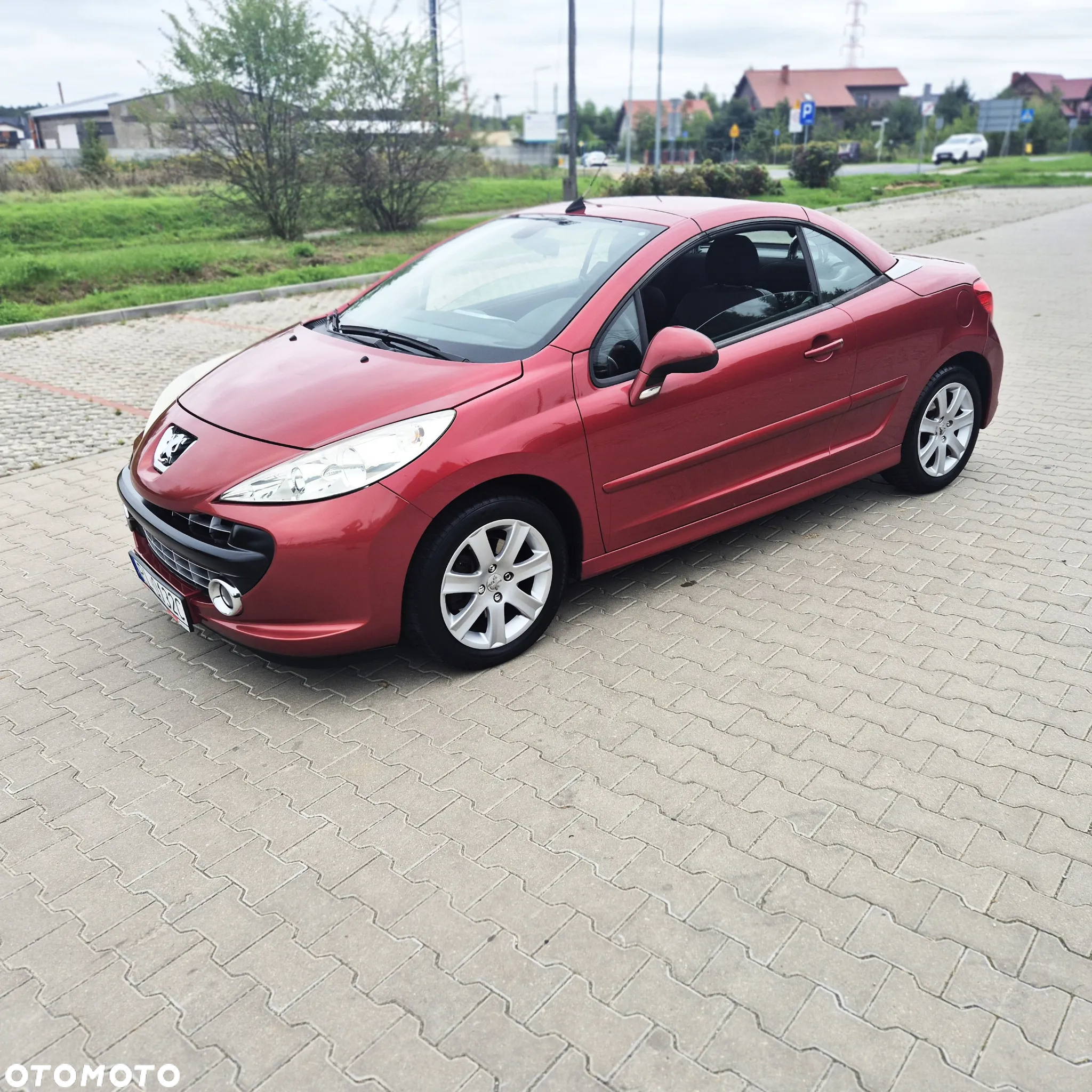 Peugeot 207 CC - 2