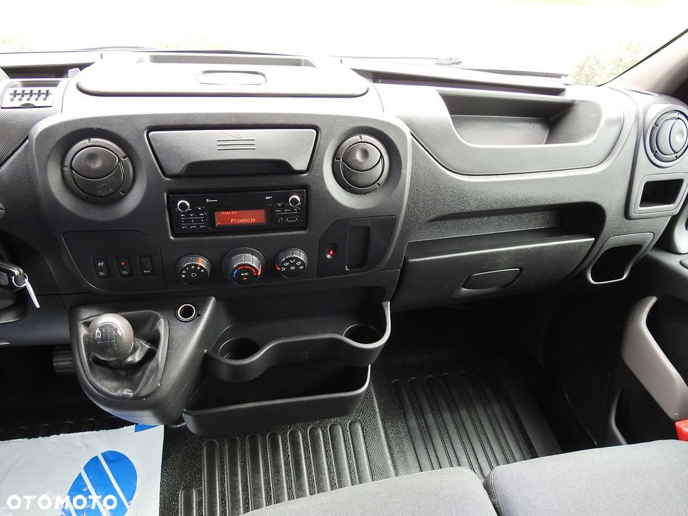 Renault MASTER  PLANDEKA 10 PALET WEBASTO TEMPOMAT KLIMATYZACJA  170KM - 32