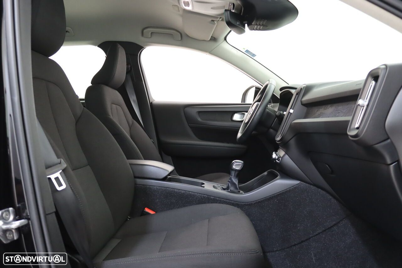 Volvo XC 40 2.0 D3 Momentum - 7