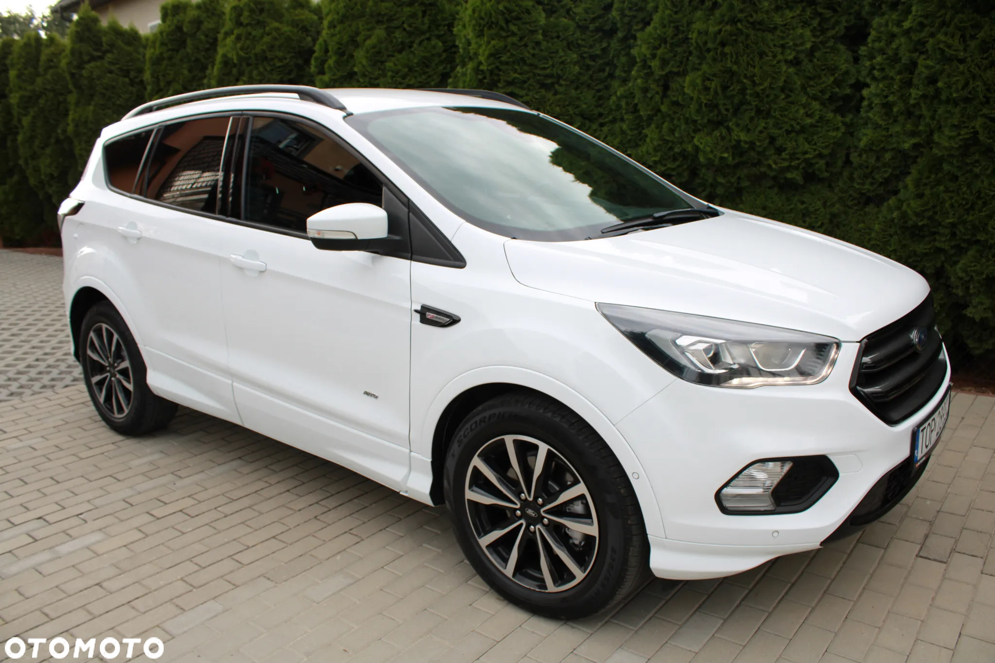 Ford Kuga 2.0 TDCi AWD ST-Line - 3