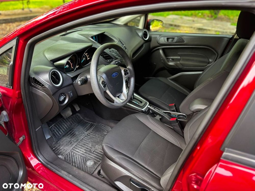 Ford Fiesta - 10