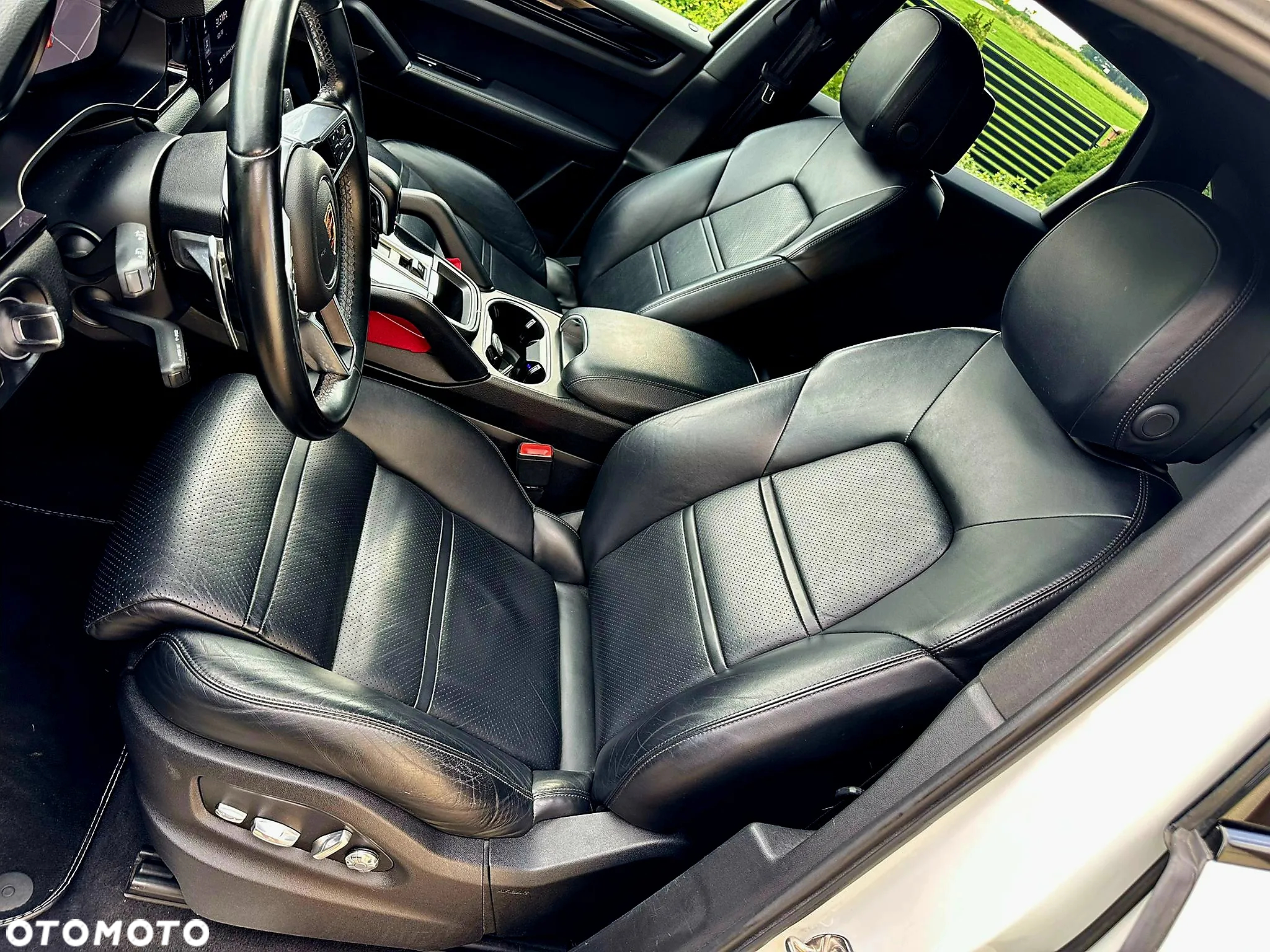 Porsche Cayenne Standard - 10