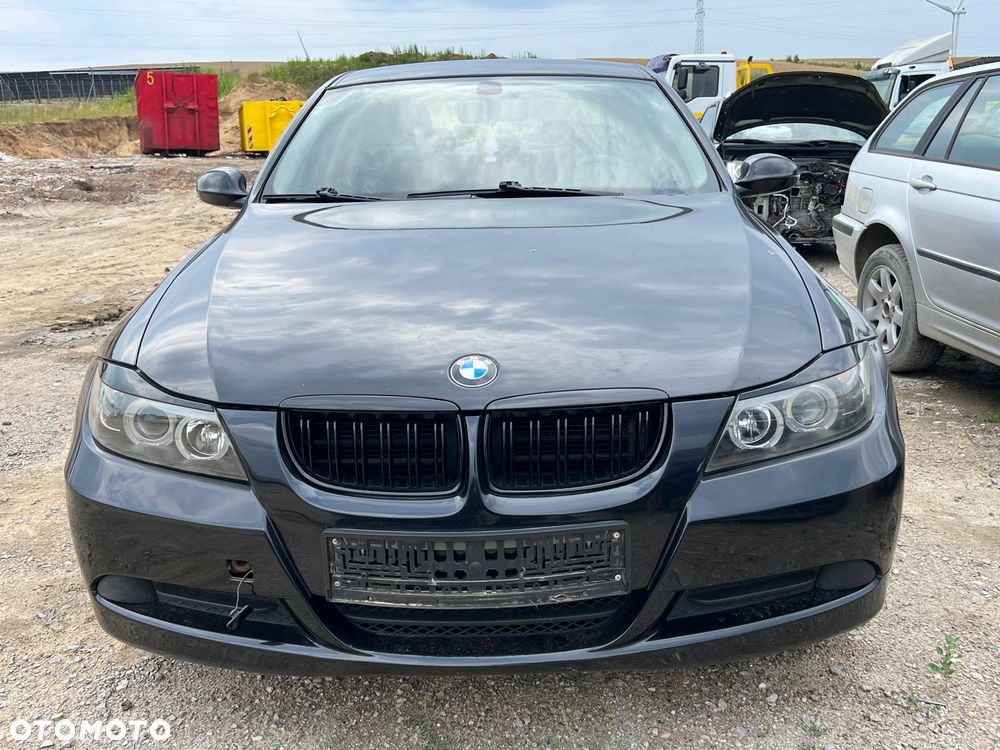 BMW E90 318d części maska zderzak drzwi błotnik lampa deska fotele (475 Black Sapphire) (N47) 2008 przedlift - 3