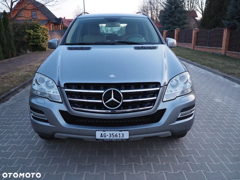 Mercedes-Benz ML - 32