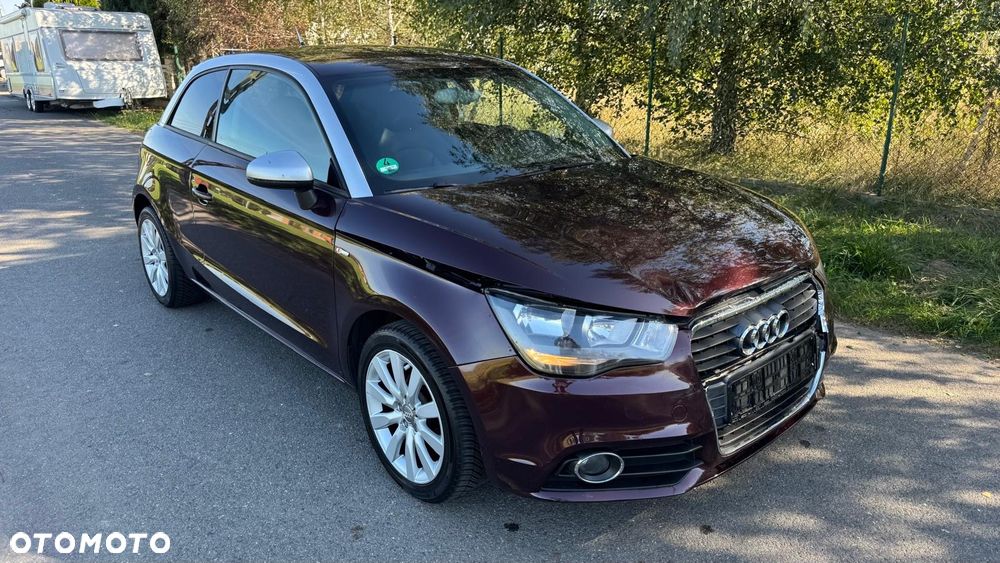 Audi A1 1.2 TFSI S line Sportpaket - 2