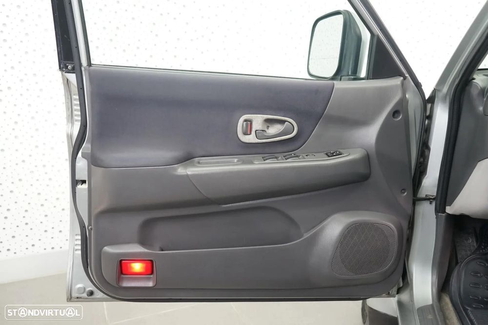 Mitsubishi Pajero Sport - 18