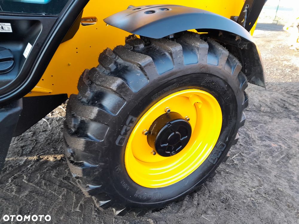 JCB 540-140 535-140 - 17
