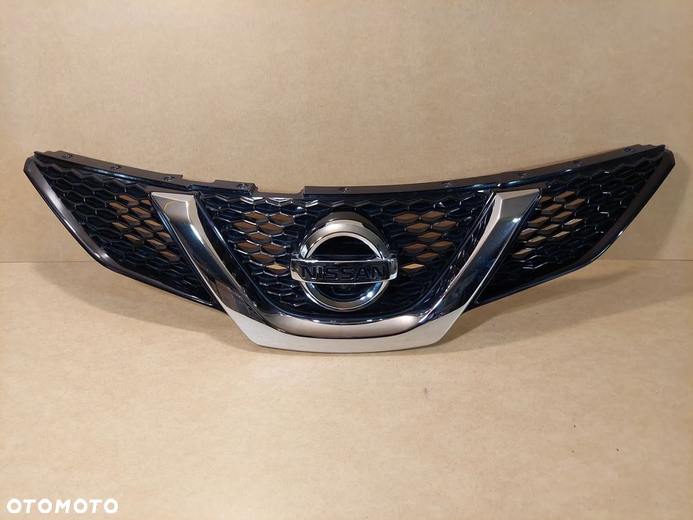 NISSAN QASHQAI J11 2015-18 atrapa grill KAMERA 623124EA0D - 1