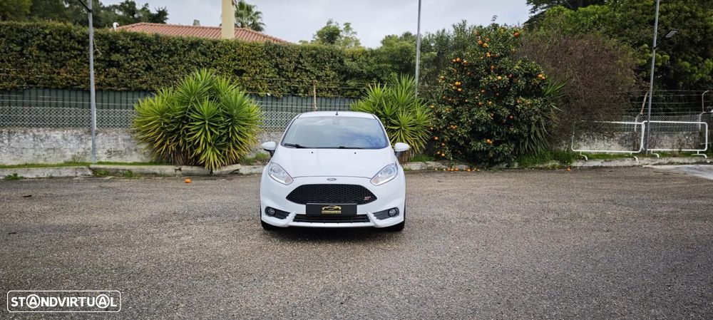 Ford Fiesta 1.6 T ST - 24