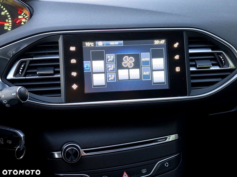 Peugeot 308 - 16
