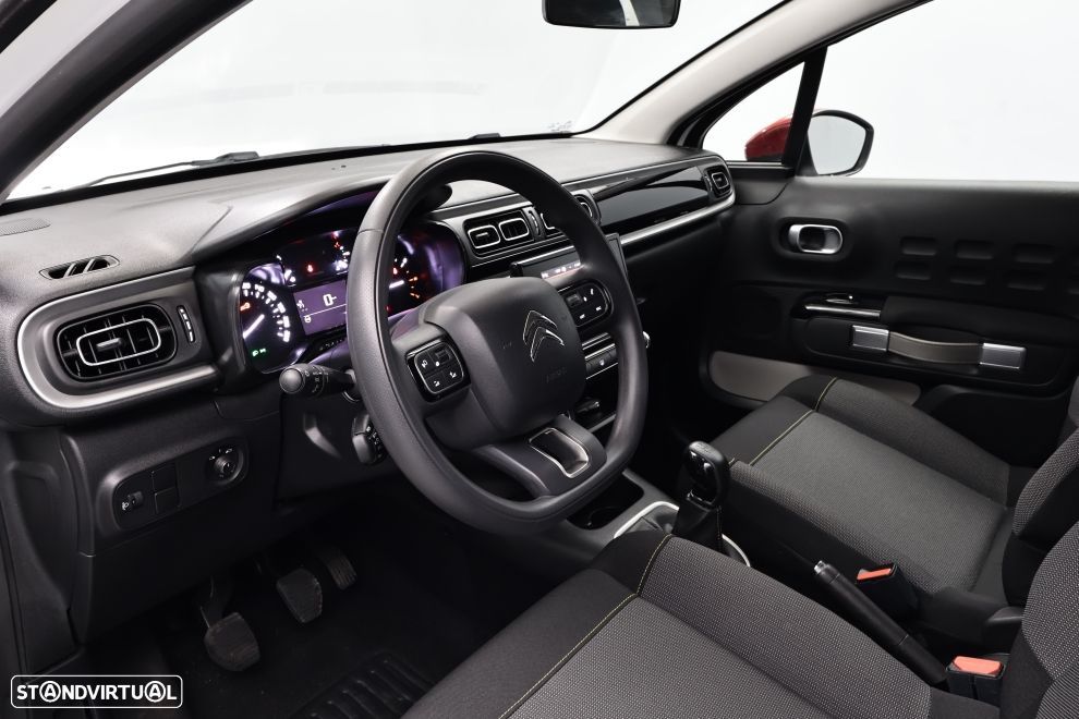 Citroën C3 1.2 PureTech Shine - 21