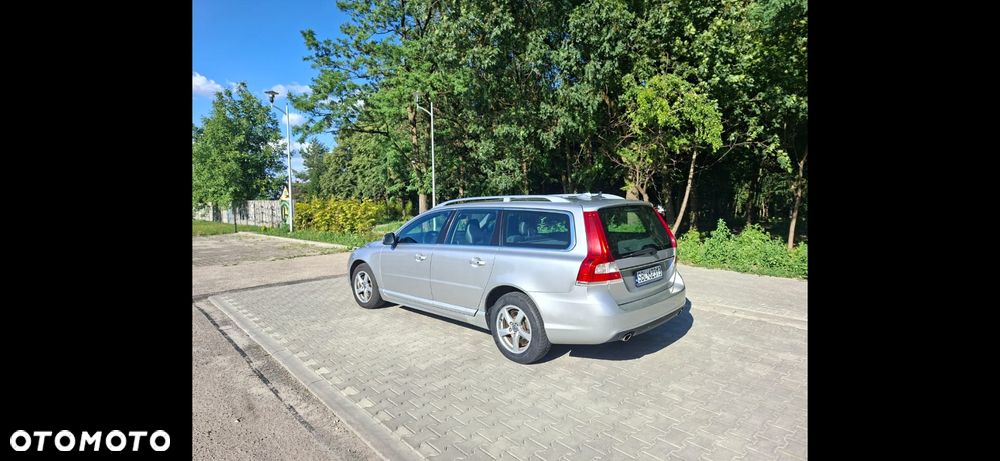Volvo V70 D4 Geartronic Summum - 6
