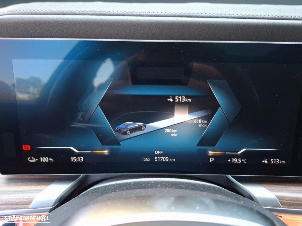 BMW i7 xDrive60 Pack Desportivo M - 19