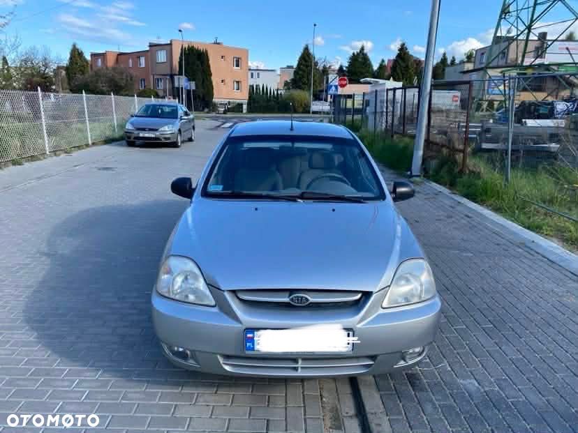 Kia Rio 1.3 RS - 3