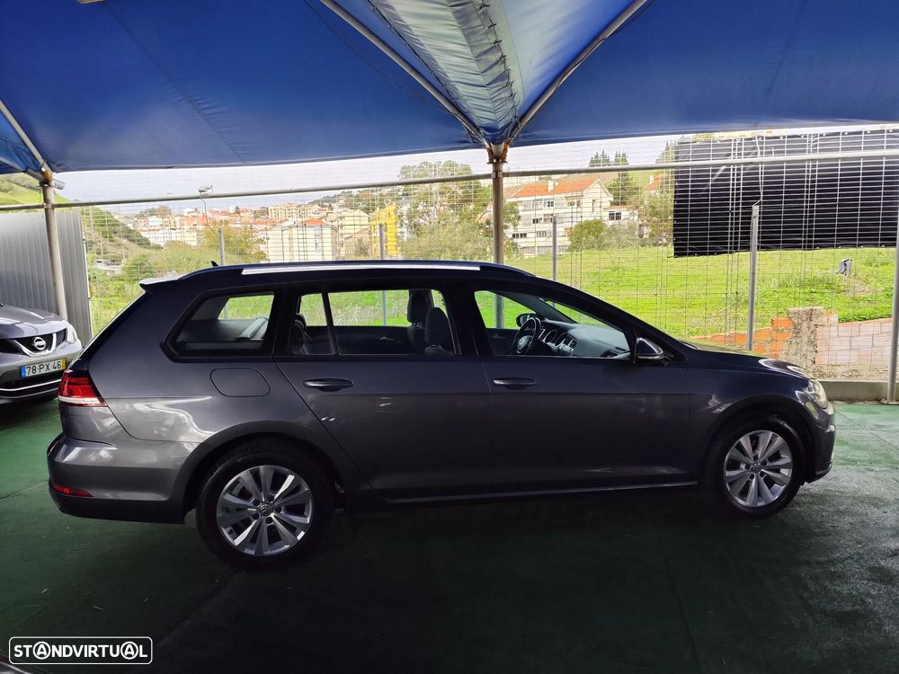 VW Golf Variant 1.6 TDi Confortline - 8