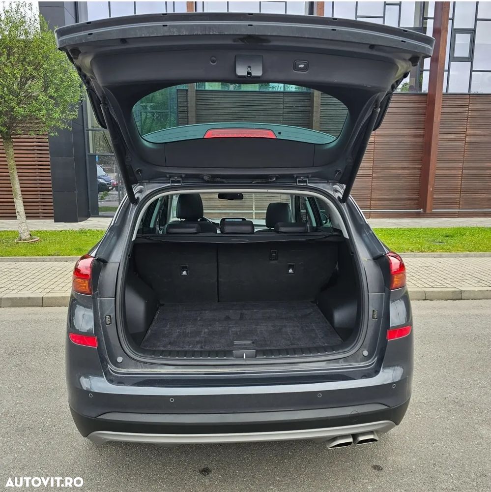 Hyundai Tucson - 13
