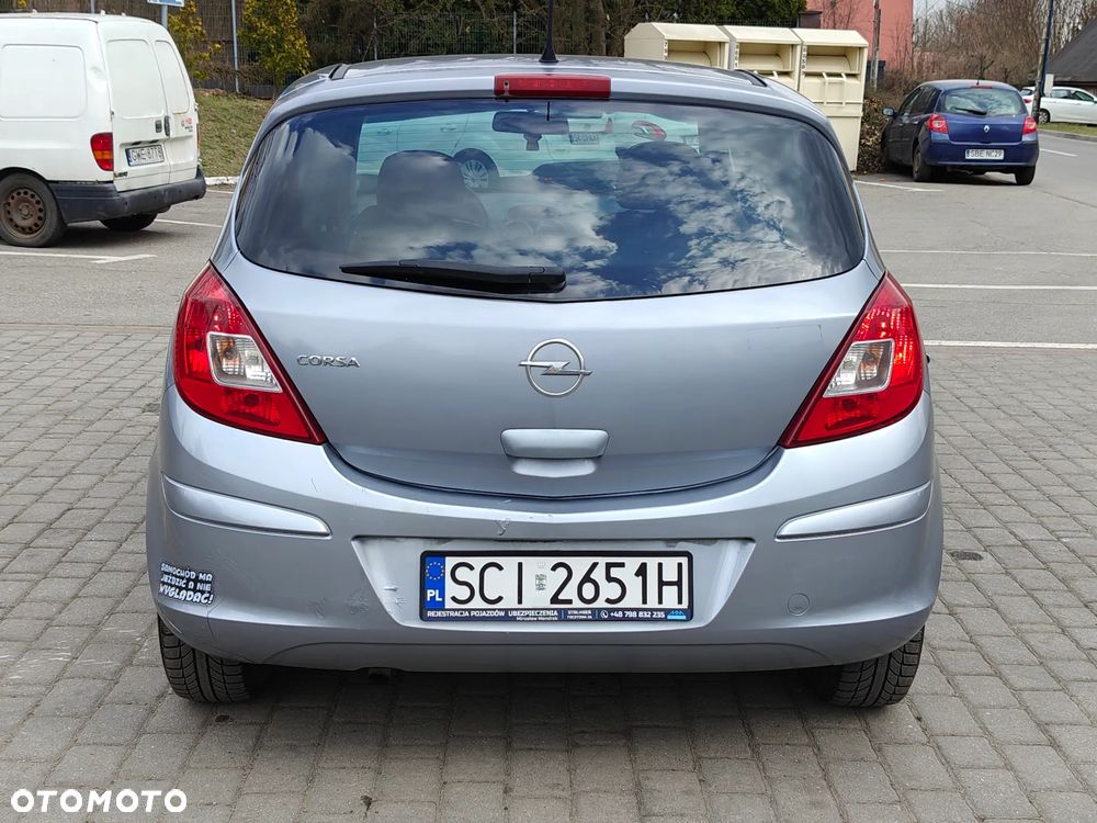 Opel Corsa 1.2 16V Cosmo - 10