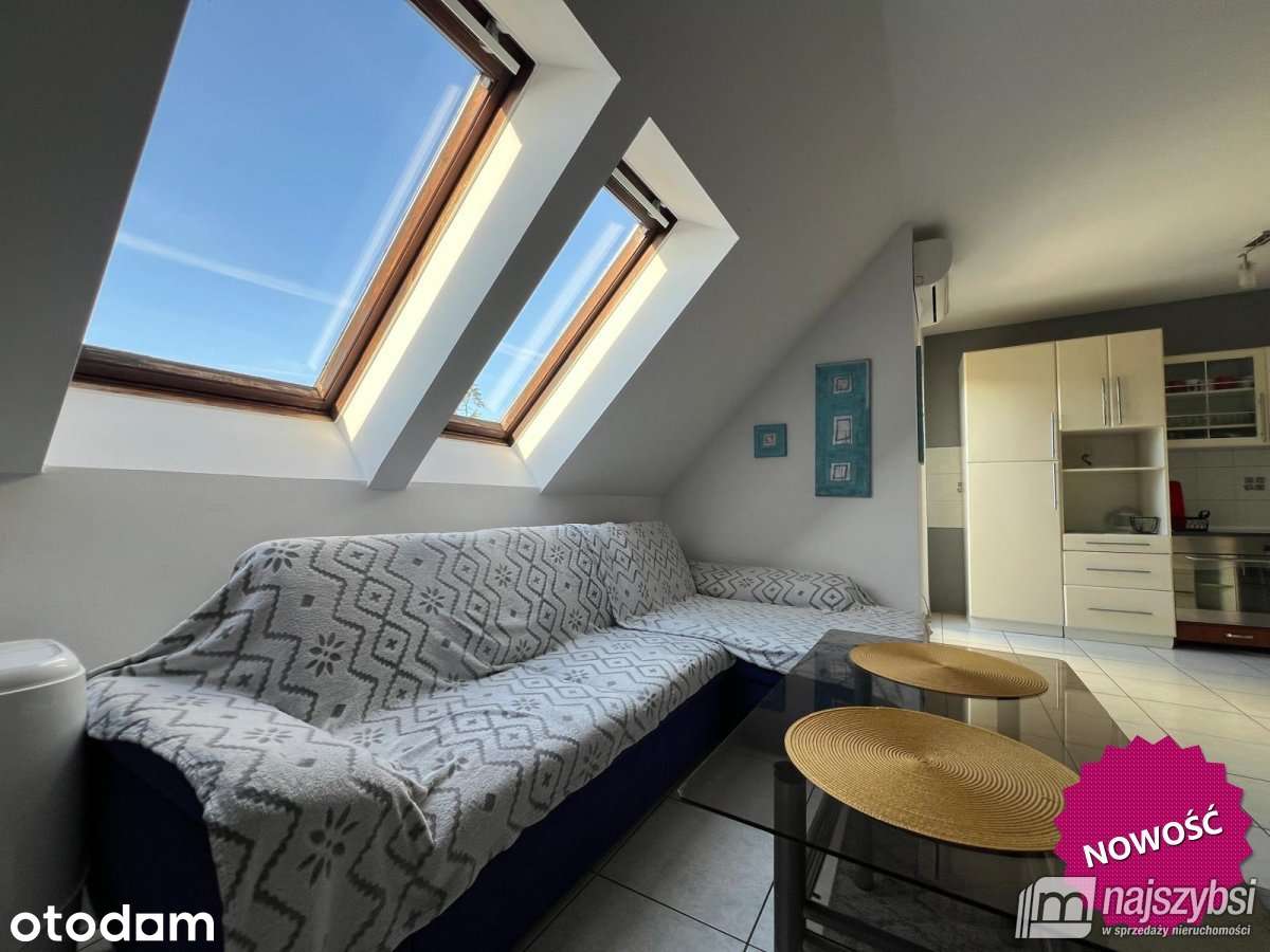 Pobierowo - dwupoziomowy apartament w centrum!