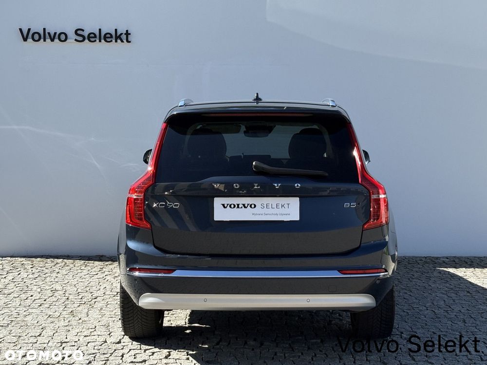 Volvo XC 90 - 8