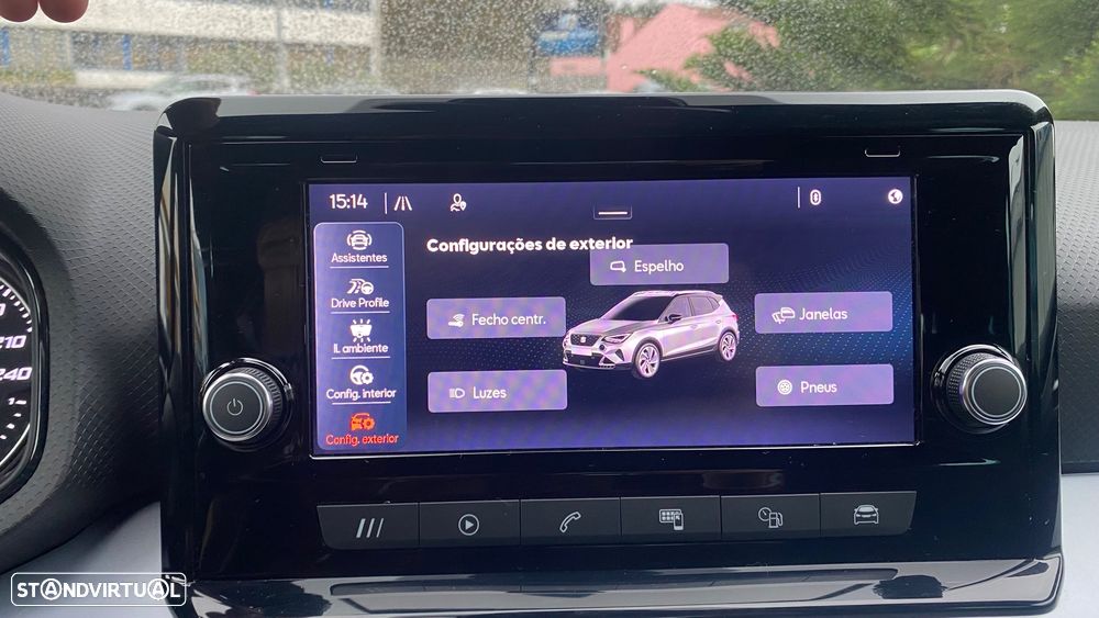 SEAT Arona 1.0 TSI FR - 44