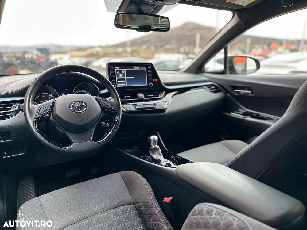 Toyota C-HR 1.8 HSD 122 CP 4x2 CVT Style - 15
