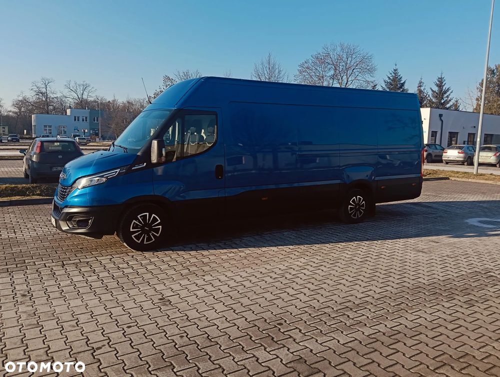 Iveco Daily 35S18 - 21