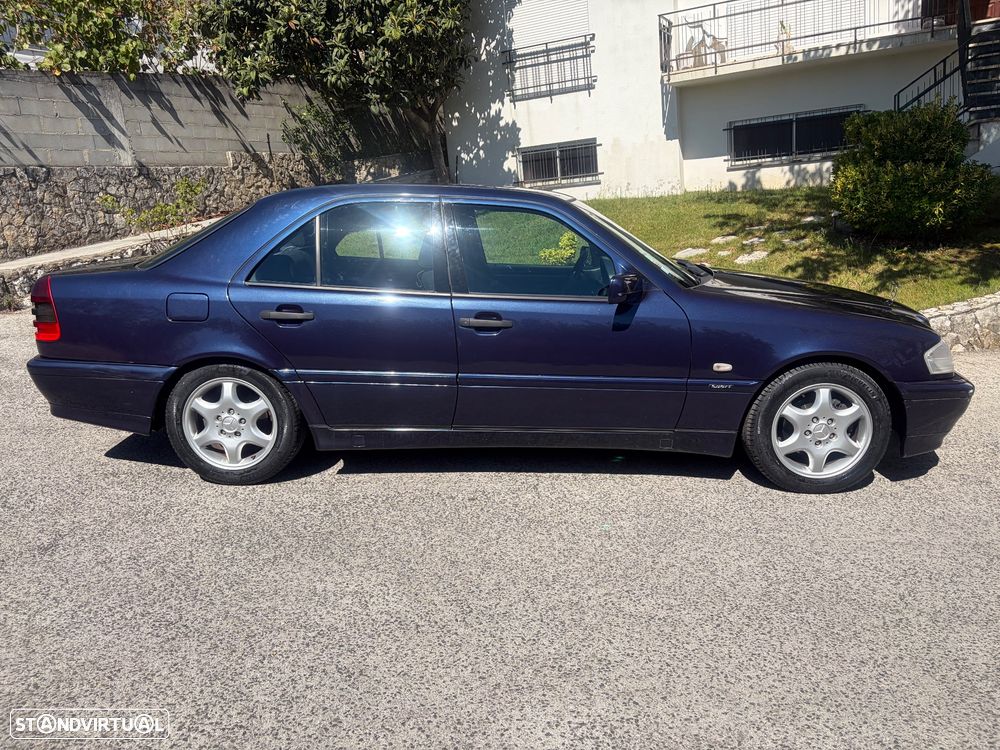 Mercedes-Benz C 250 TD Sport - 8