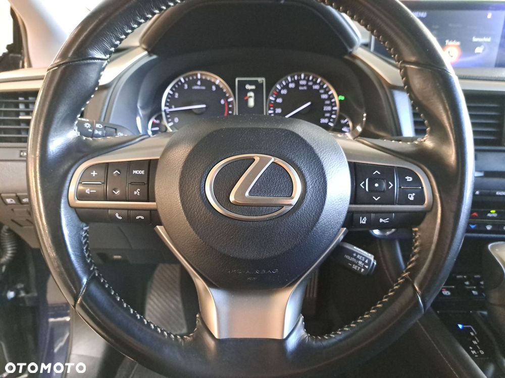 Lexus RX - 32