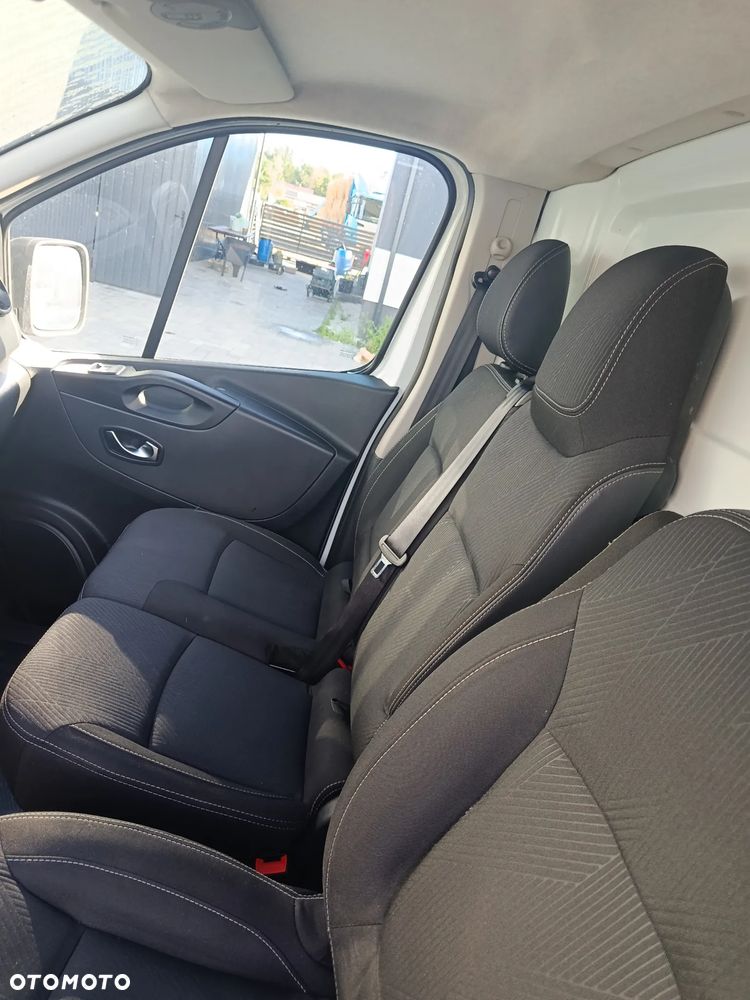 Renault TRAFIC - 9