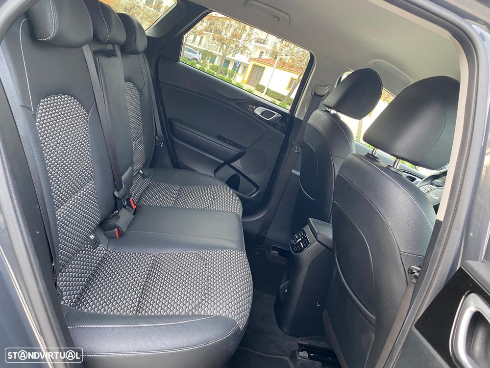 Kia Ceed SW 1.0 T-GDI Drive - 11