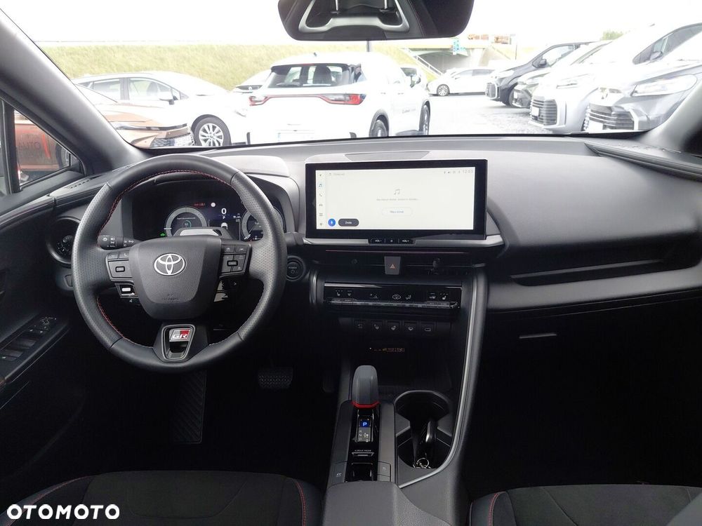 Toyota C-HR - 11