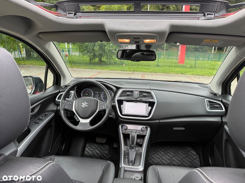 Suzuki SX4 S-Cross 1.4 T Elegance Sun 4WD - 10