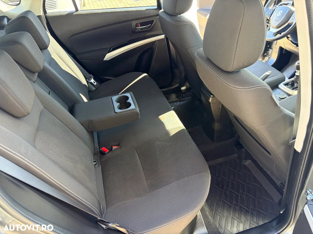 Suzuki SX4 - 8