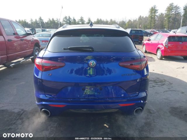 Alfa Romeo Stelvio 2.0 Turbo 16V AT8-Q4 Ti - 18