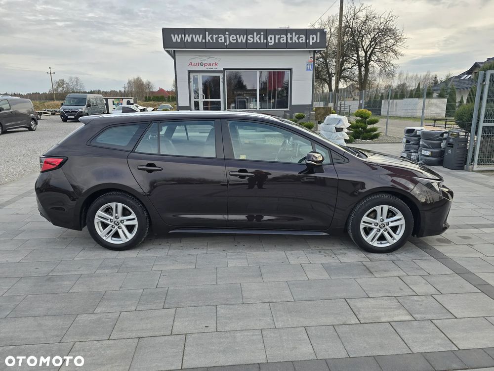 Toyota Corolla ver-1-8-hybrid-comfort - 1