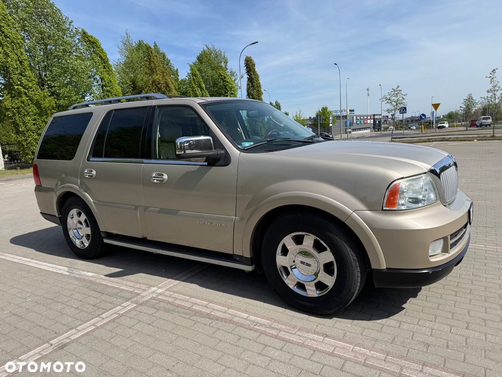 Lincoln Navigator 5.4 4WD Luxury - 6