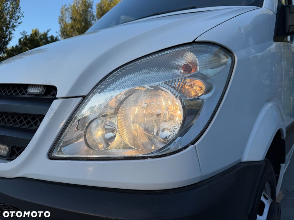 Mercedes-Benz Sprinter - 18