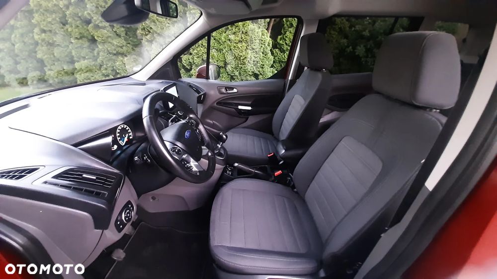 Ford Tourneo Connect 1.5TDCi Start-Stop Titanium - 29