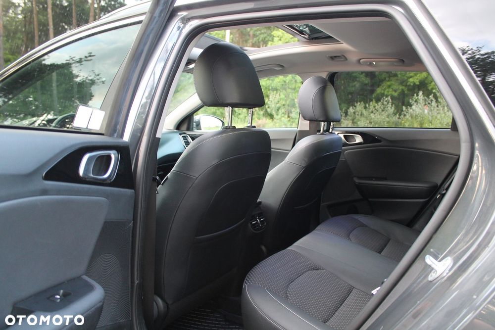 Kia Ceed 1.4 T-GDI L Business Line DCT - 6