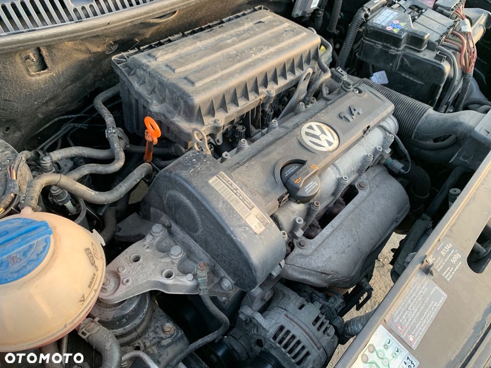 Volkswagen Polo 1.4 Automatik CrossPolo - 27