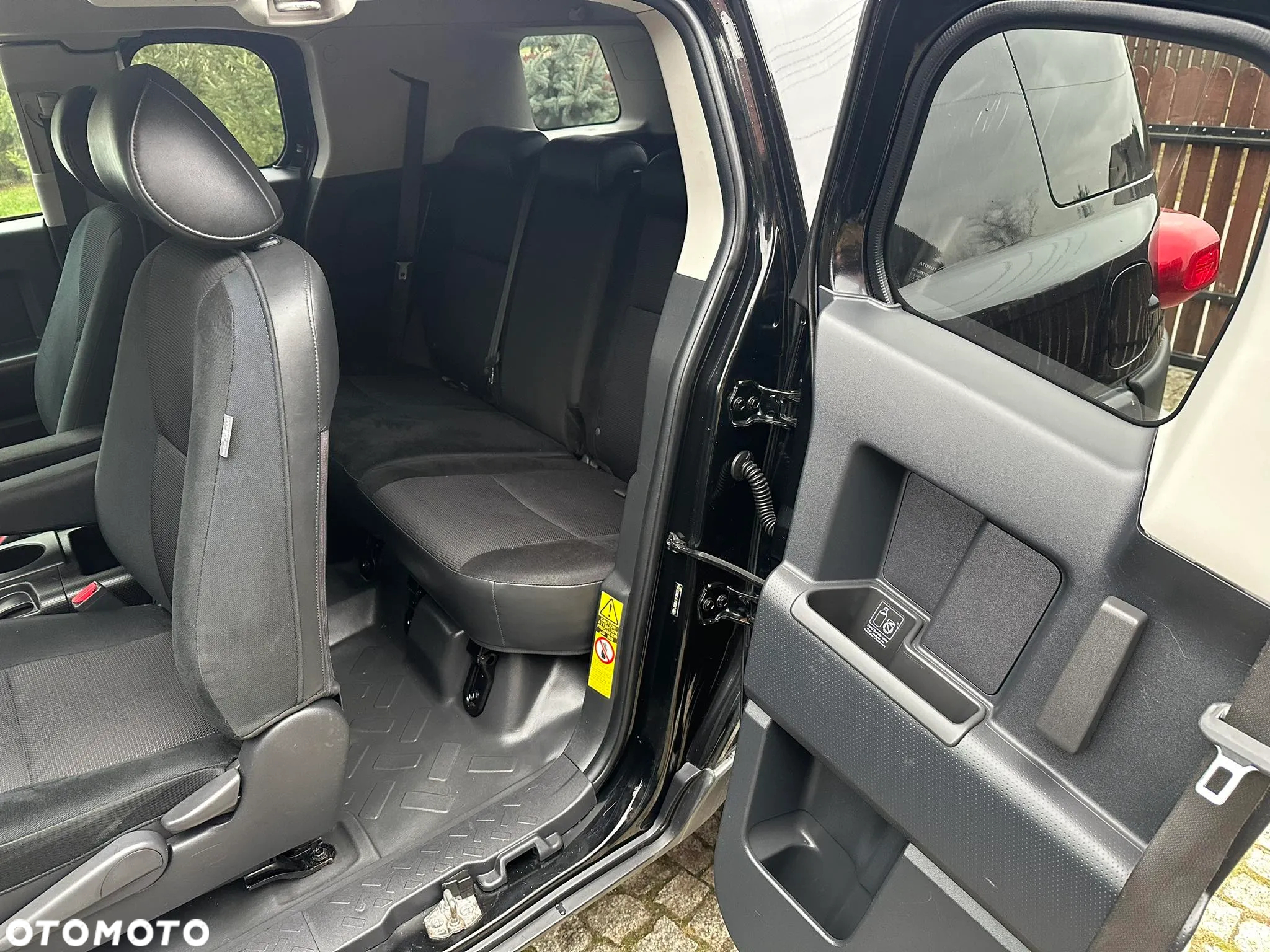 Toyota FJ Cruiser 4.0 4x4 - 29