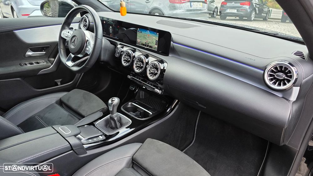 Mercedes-Benz A 200 d Advanced AMG Line - 12