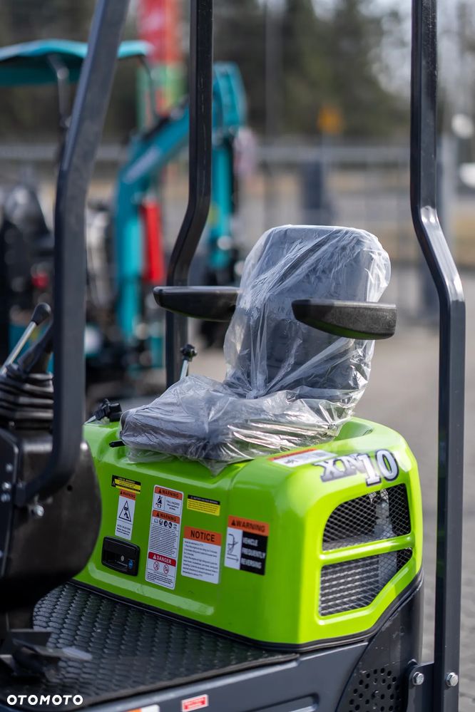 Kingway MARC 1000kg Minikoparka XN10 - 4