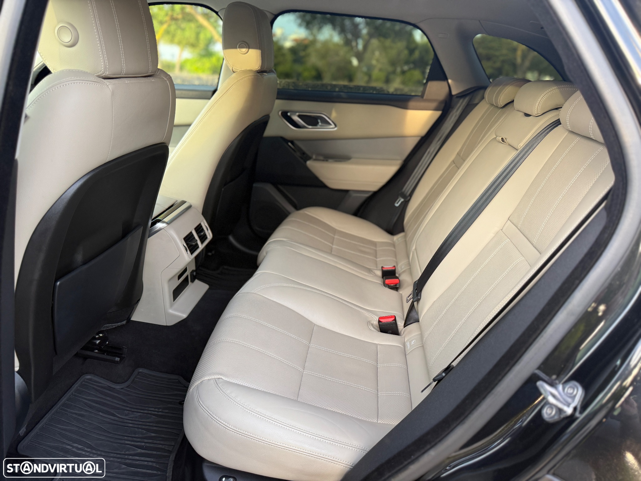 Land Rover Range Rover Velar 3.0 D R-Dynamic S - 16