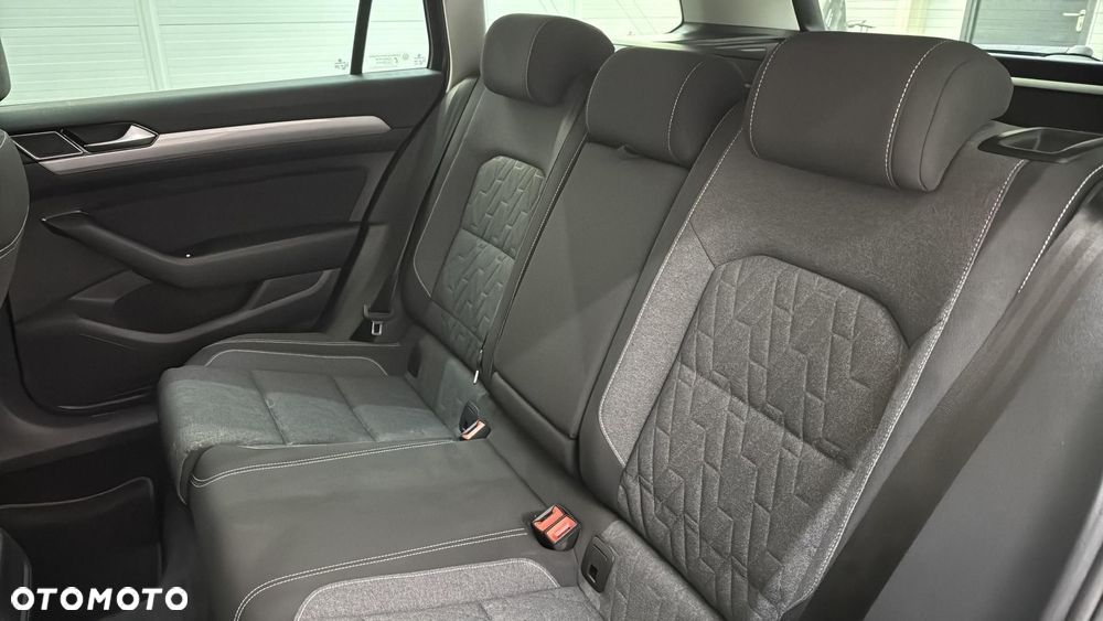 Volkswagen Passat 1.5 TSI EVO Business DSG - 18