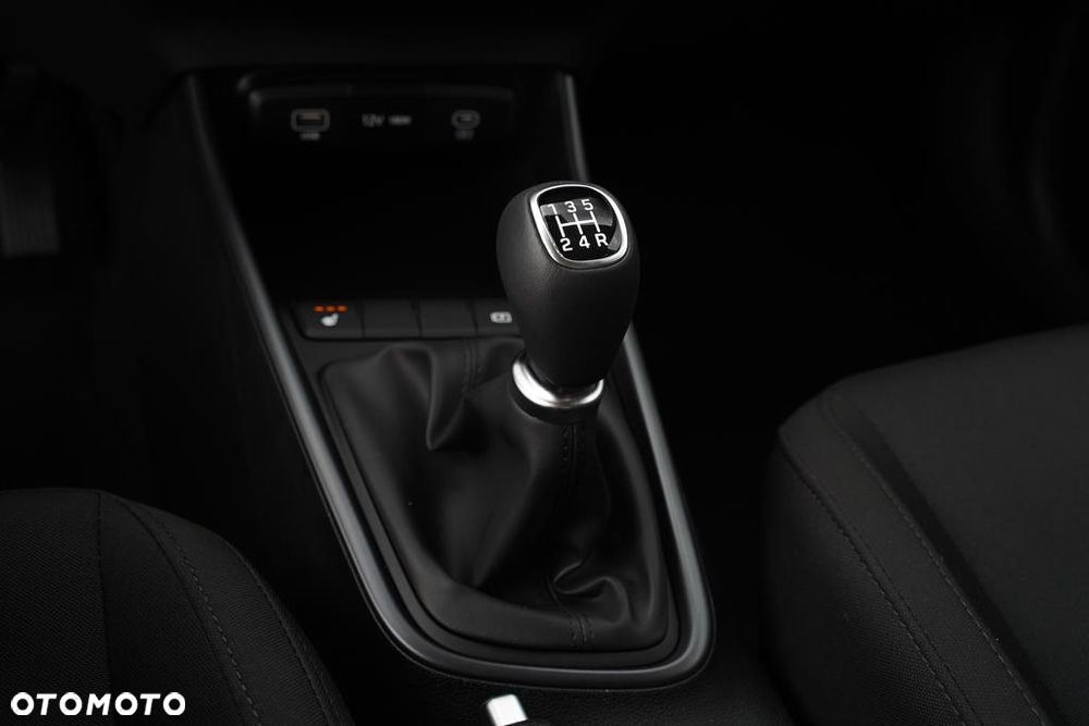 Hyundai i20 1.2 Modern - 20