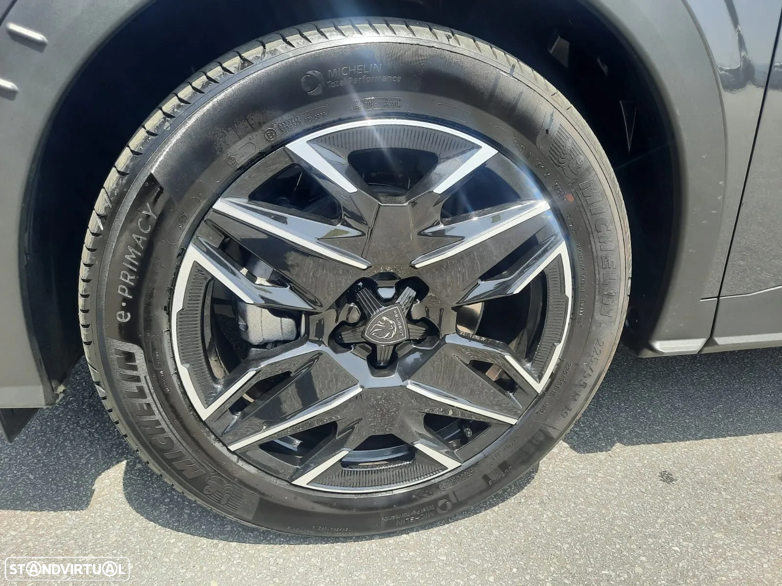 Peugeot 5008 1.2 Hybrid Allure e-DCS6 - 11